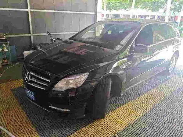 Mercedes-Benz R-Class 2017