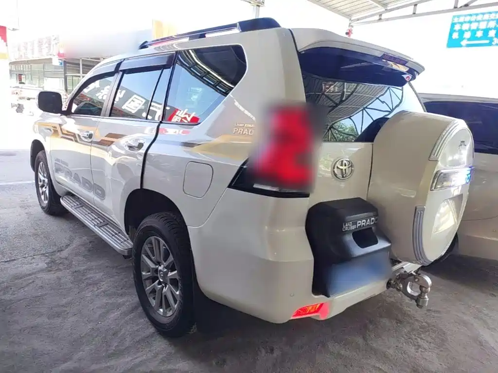 Toyota Prado 2019