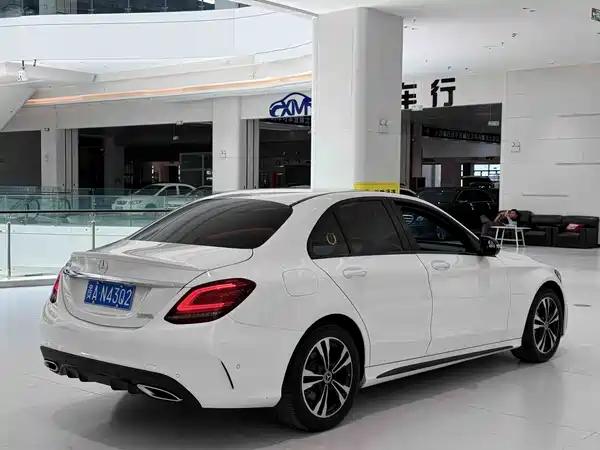Mercedes-Benz C-Class 2019