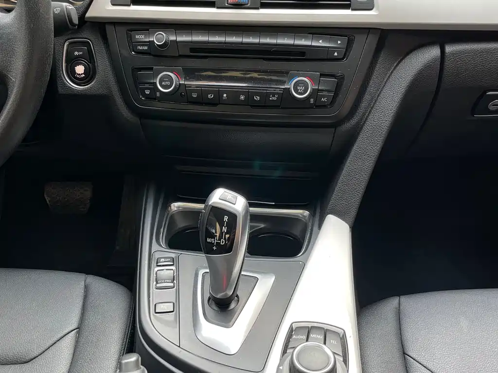 BMW 3 Series 2014 — фото 17