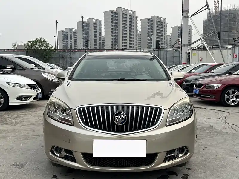 Buick Excelle 2014 — фото 2