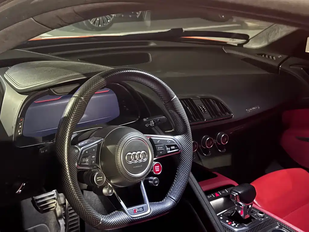 Audi R8 2018 — фото 6