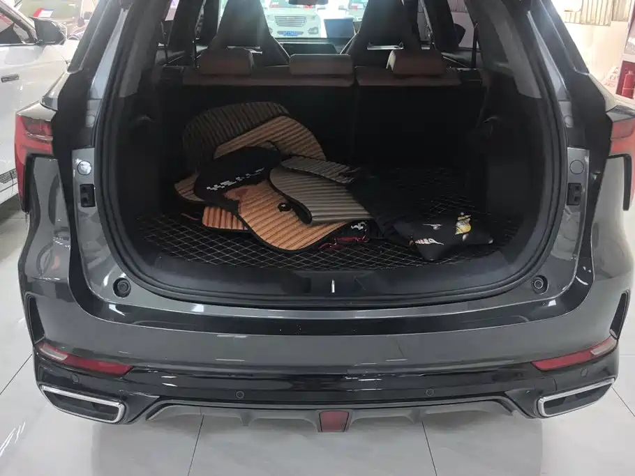Changan CS75PLUS 2023 — фото 4
