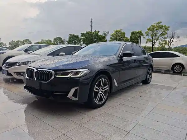 BMW 5 Series 2022