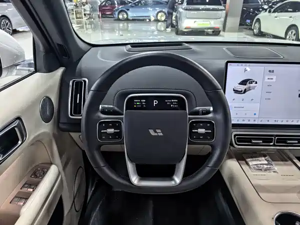 Li Auto L7 2025