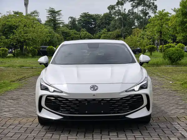 MG MG7 2025