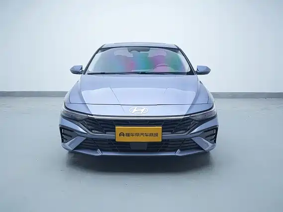 Hyundai Elantra 2024