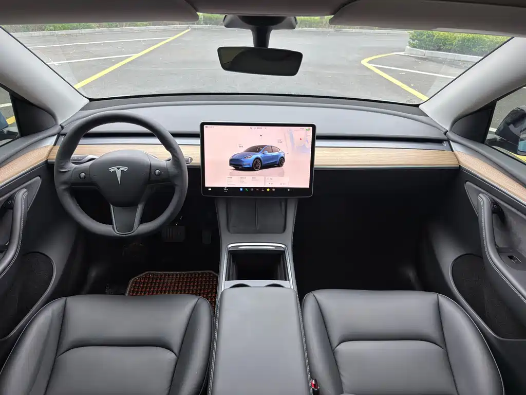 Tesla Model Y 2022 — фото 15