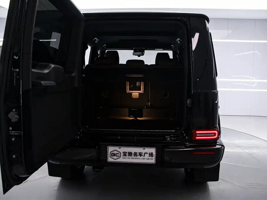 Mercedes-Benz G-Class 2024 — фото 15