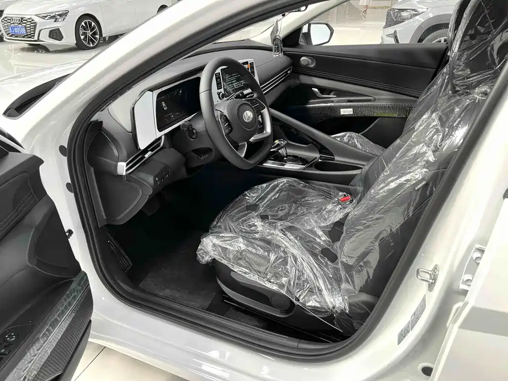 Hyundai Elantra 2026