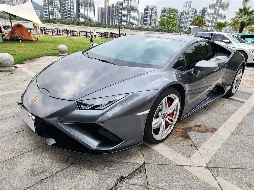 Lamborghini Huracán 2022