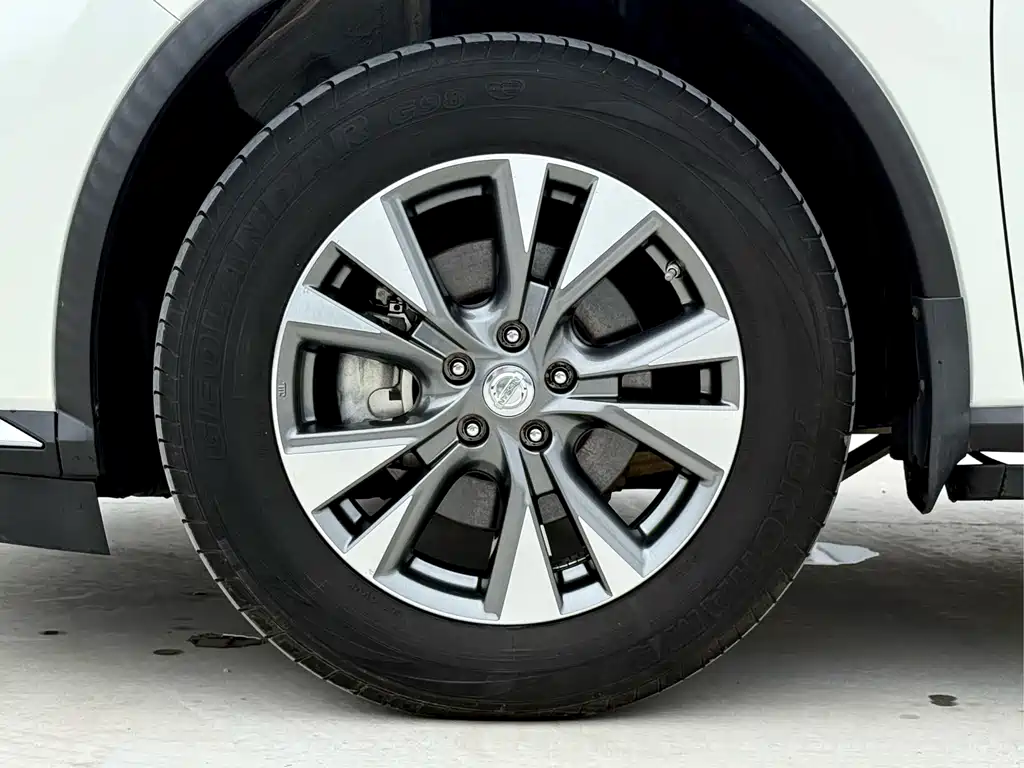 Nissan Murano 2018 — фото 12