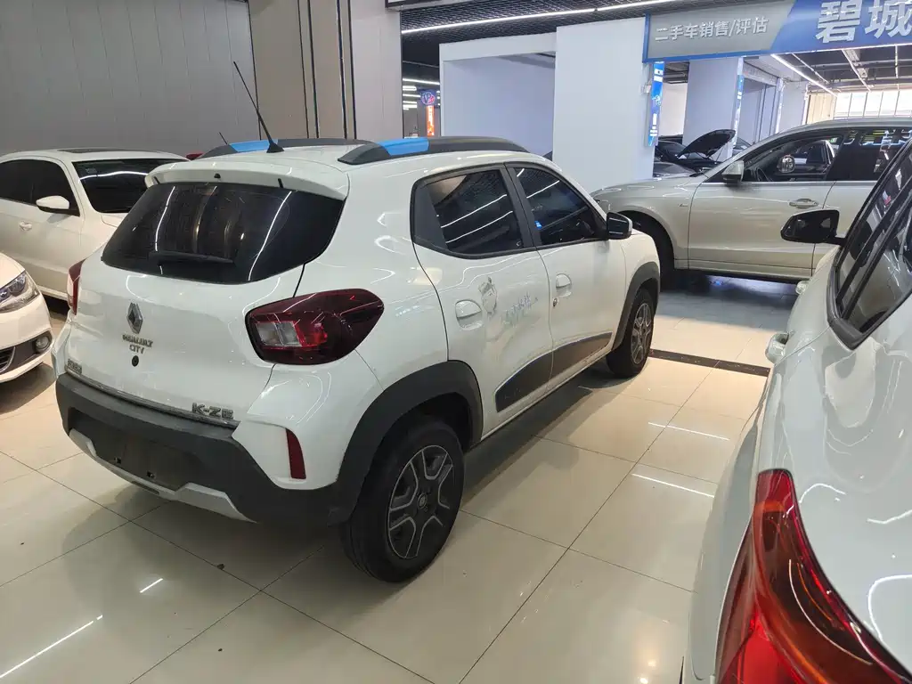 Renault Eno 2020