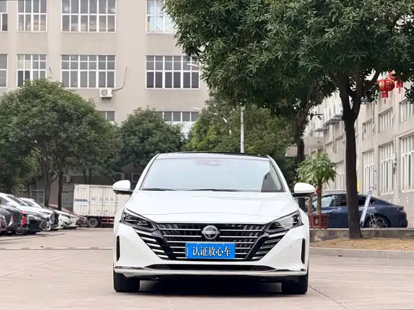 Nissan Teana 2023