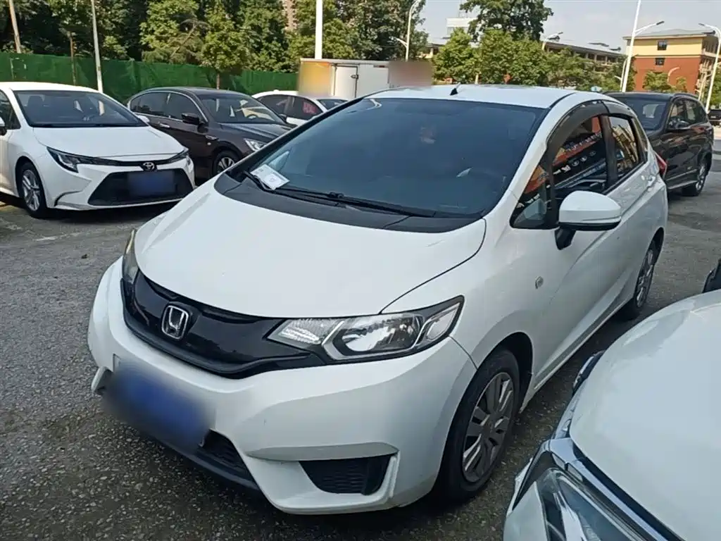 Honda Fit 2016 — фото 1