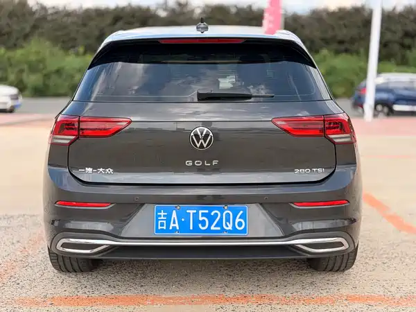 Volkswagen Golf 2022