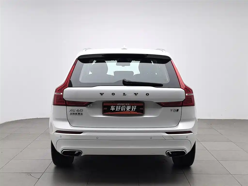 Volvo XC60 2018 — фото 4