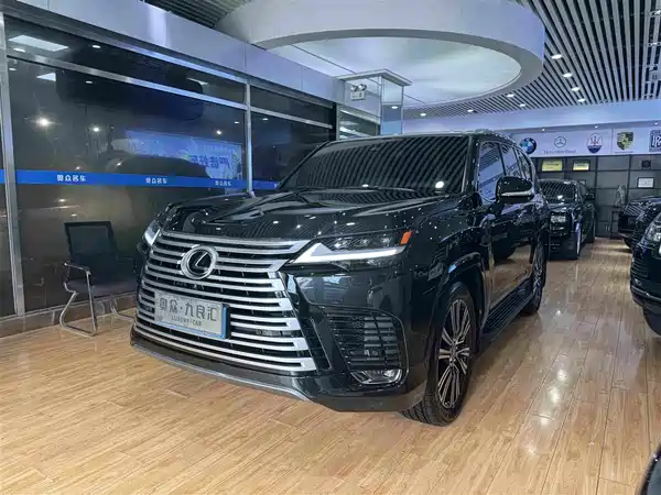 Lexus LX 2025