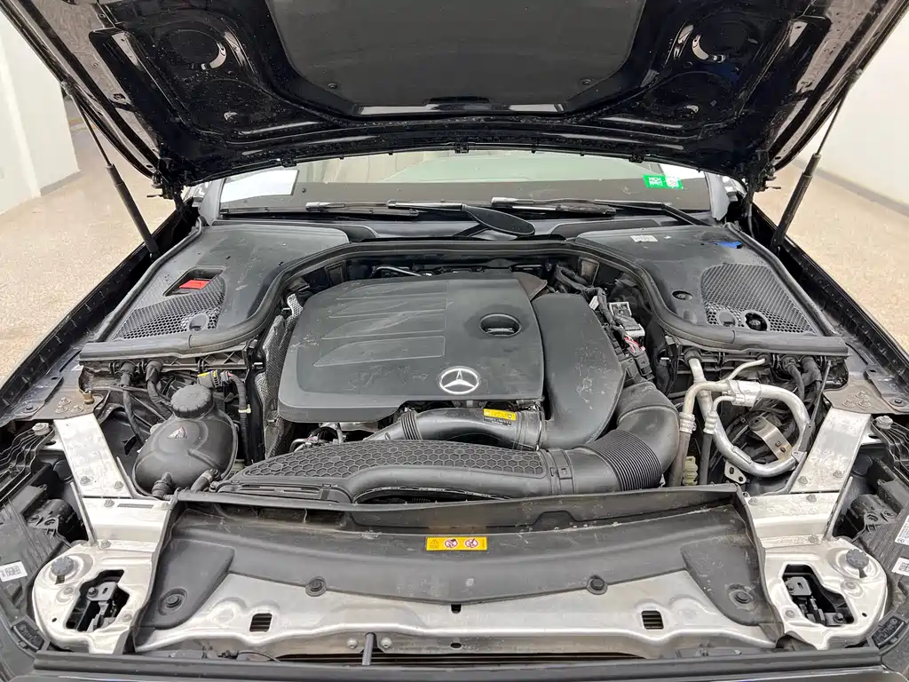 Mercedes-Benz E-Class 2023 — фото 34