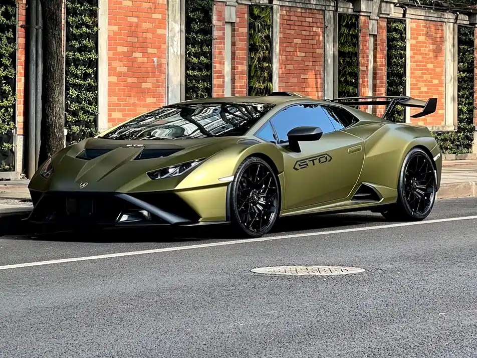 Lamborghini Huracán 2022