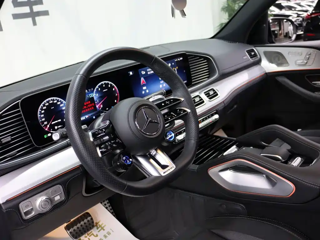Mercedes-Benz GLE AMG 2024 — фото 8