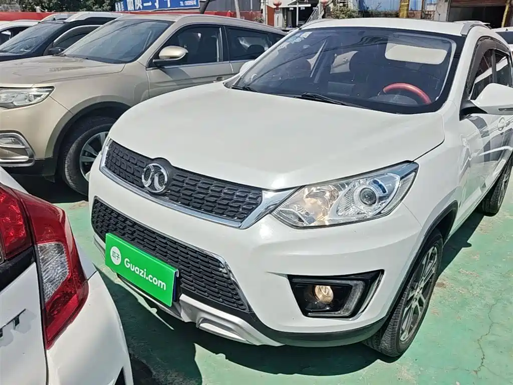 BAIC Senova X35 2018 — фото 3