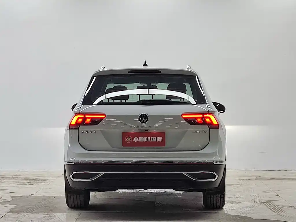 Volkswagen Tiguan L 2023 — фото 18