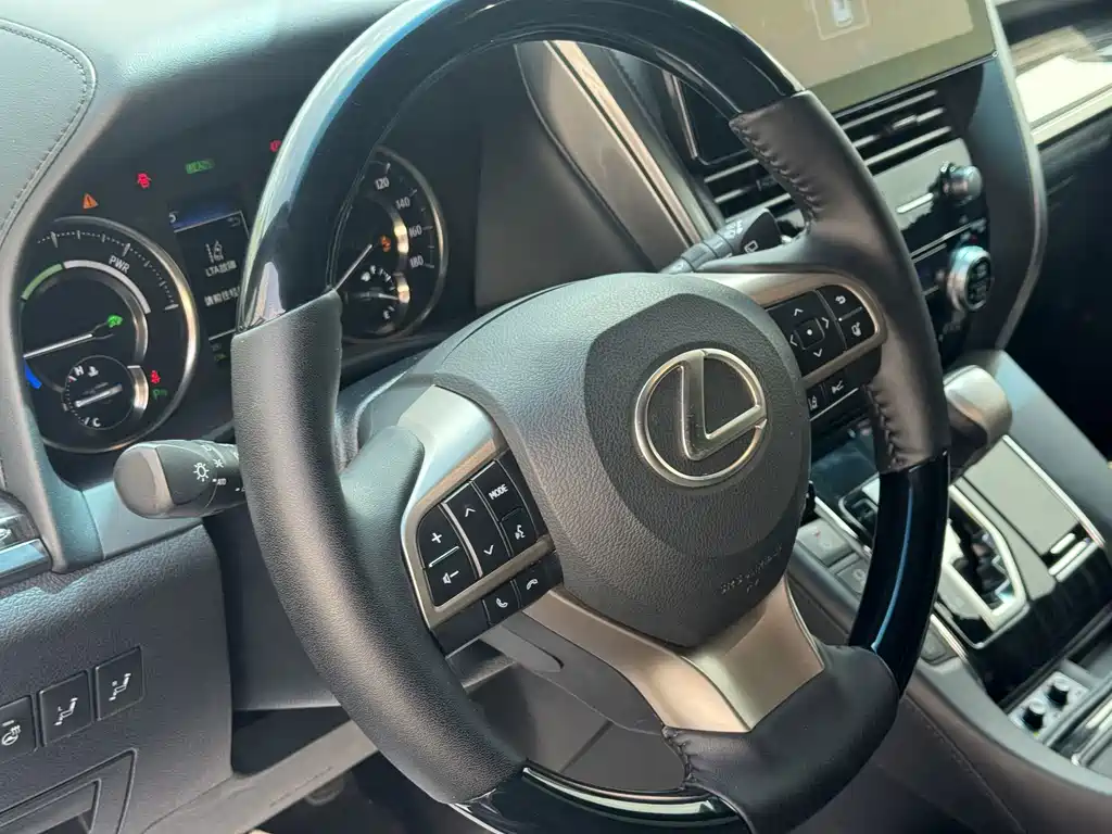 Toyota Vellfire 2019 — фото 10