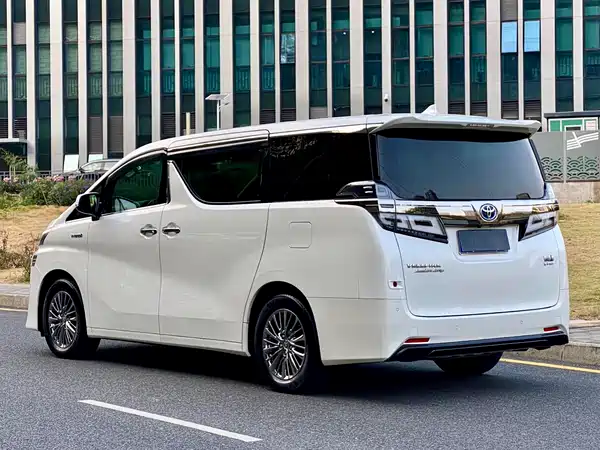 Toyota Vellfire 2020