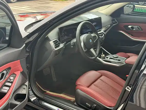 BMW 3 Series 2023
