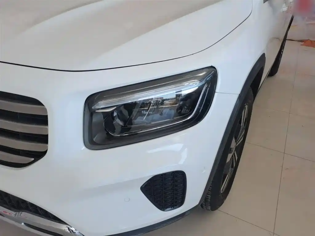 Mercedes-Benz GLB 2023 — фото 24