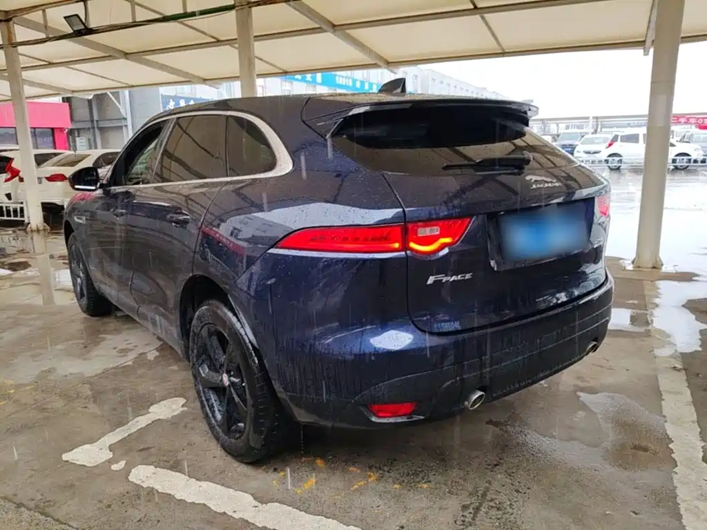 Jaguar F-PACE 2019