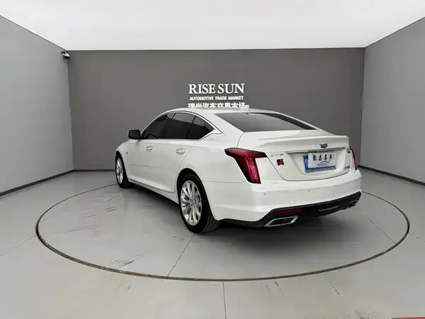 Cadillac CT5 2023