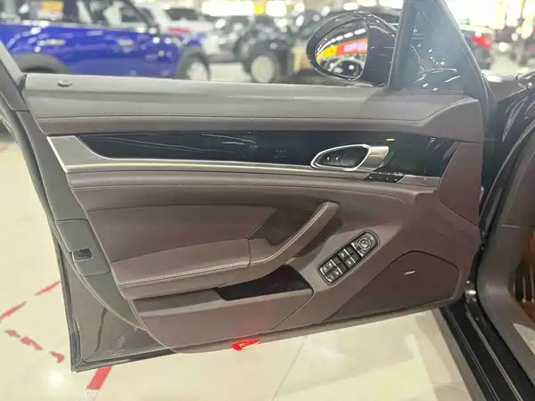 Porsche Panamera 2014