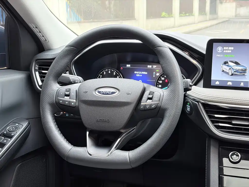 Ford Escape 2022 — фото 19