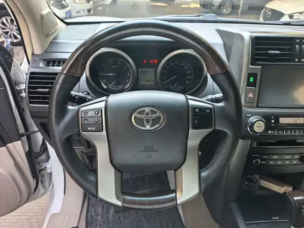 Toyota Prado 2011