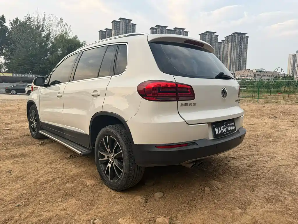 Volkswagen Tiguan 2015 — фото 7