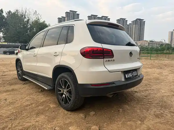 Volkswagen Tiguan 2015