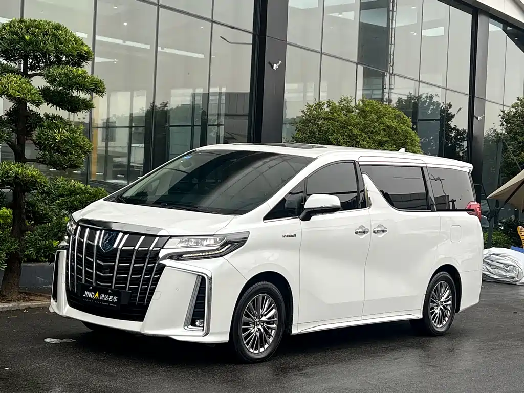 Toyota Alphard 2022 — фото 1