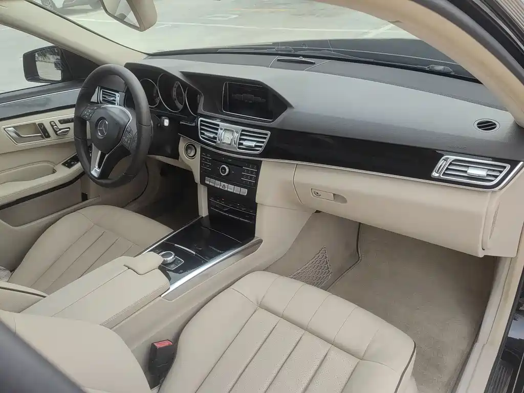 Mercedes-Benz E-Class 2015 — фото 4