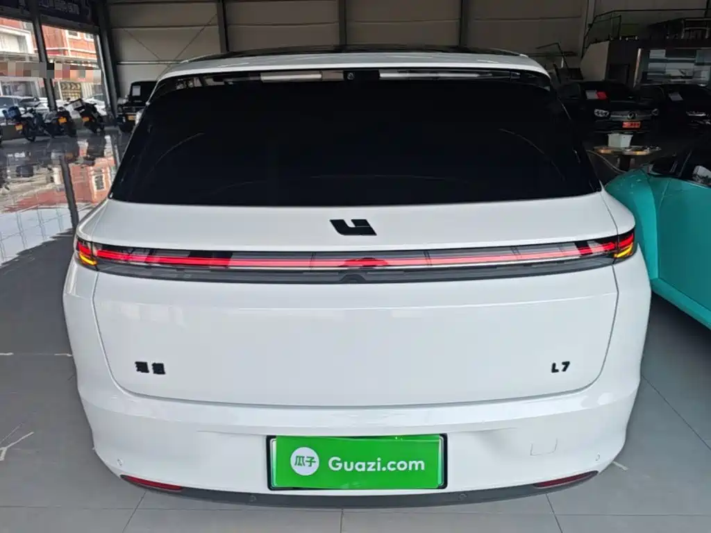 Li Auto Li L7 2024