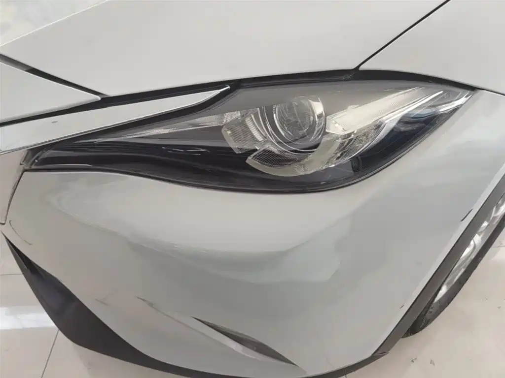 Mazda CX-4 2017 — фото 24