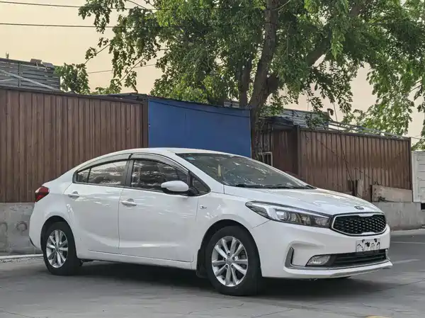 Kia K3 2016