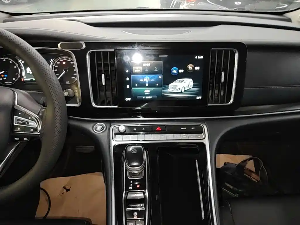 GAC Trumpchi M8 2021 — фото 13