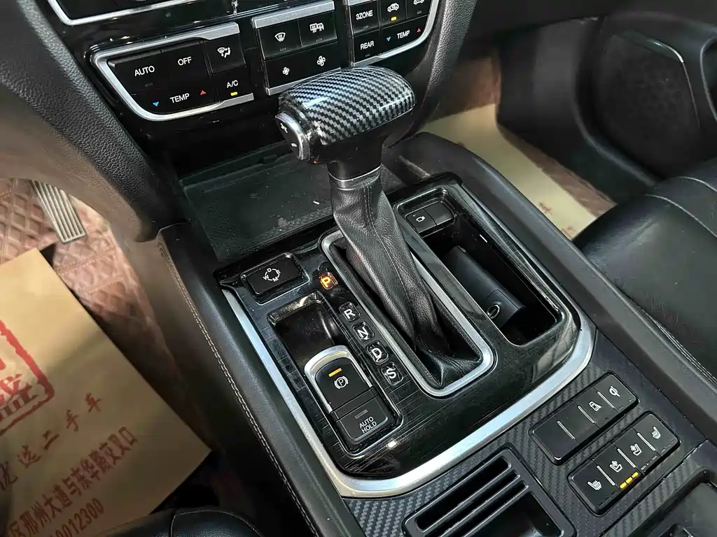 GAC Motor Trumpchi GS8 2018 — фото 9