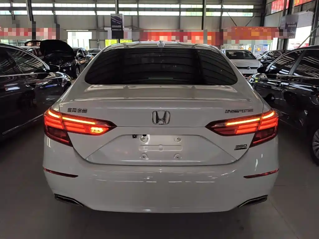 Honda Inspire 2020 — фото 6
