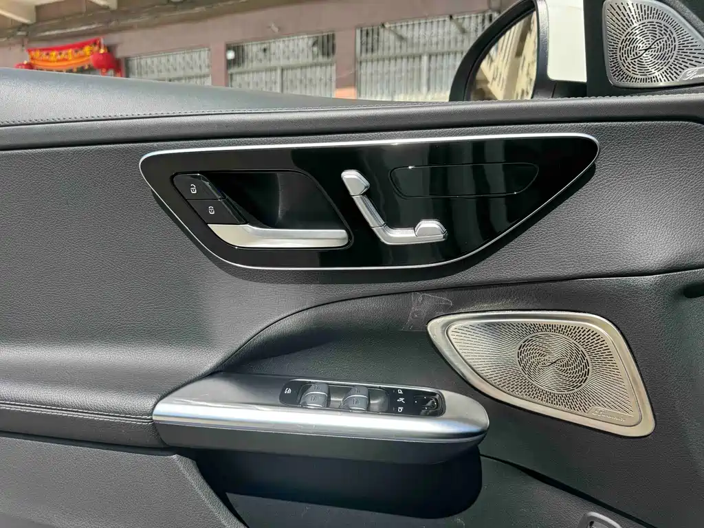 Mercedes-Benz C-Class 2022 — фото 20
