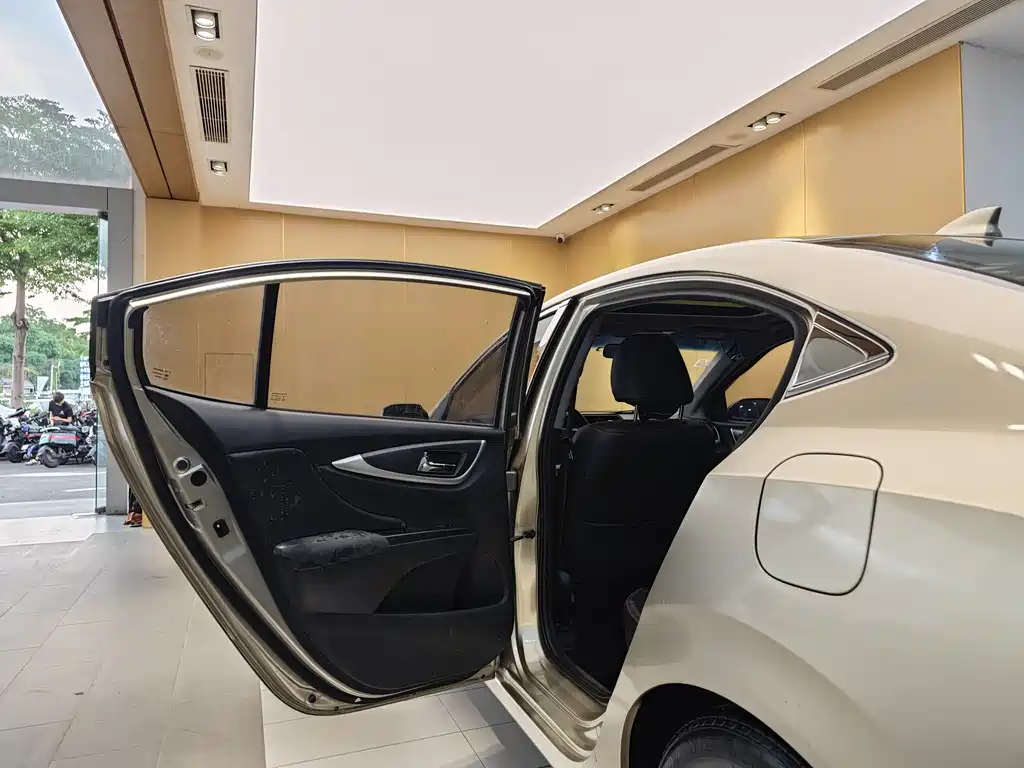 Honda Crider 2018 — фото 20