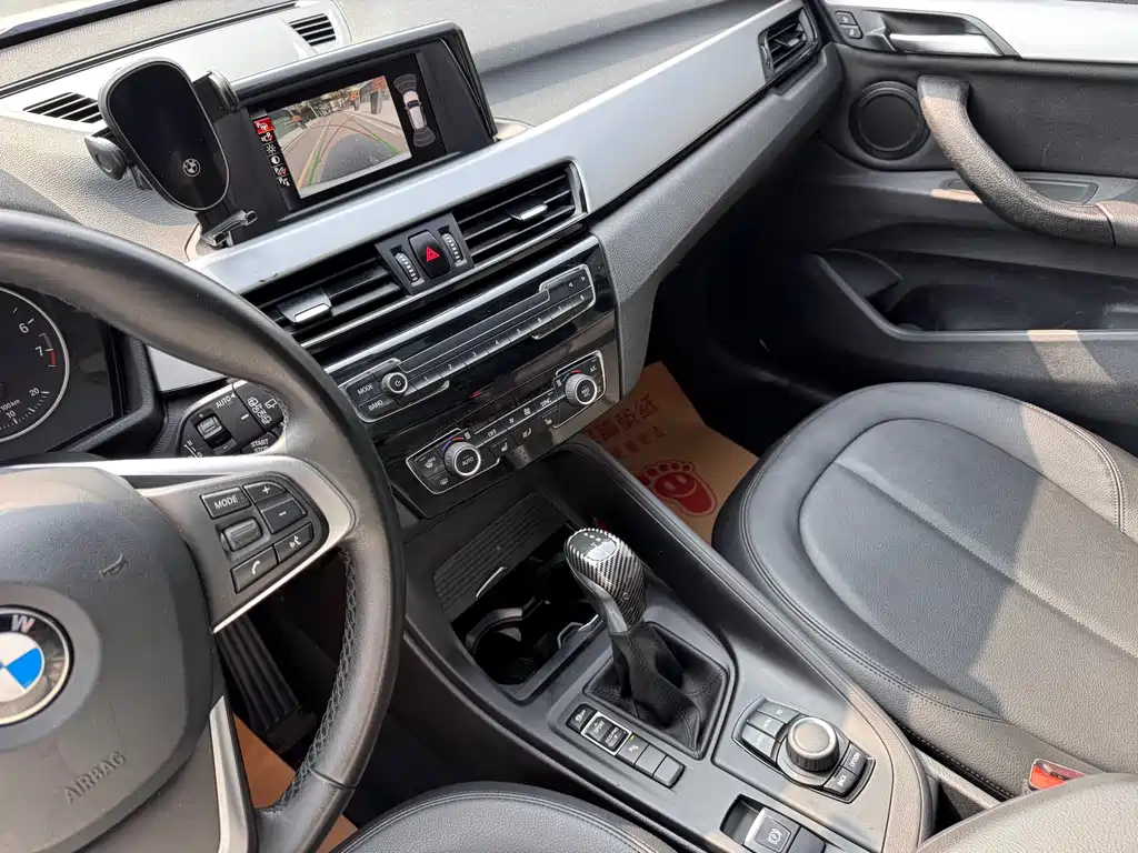 BMW X1 2017 — фото 13