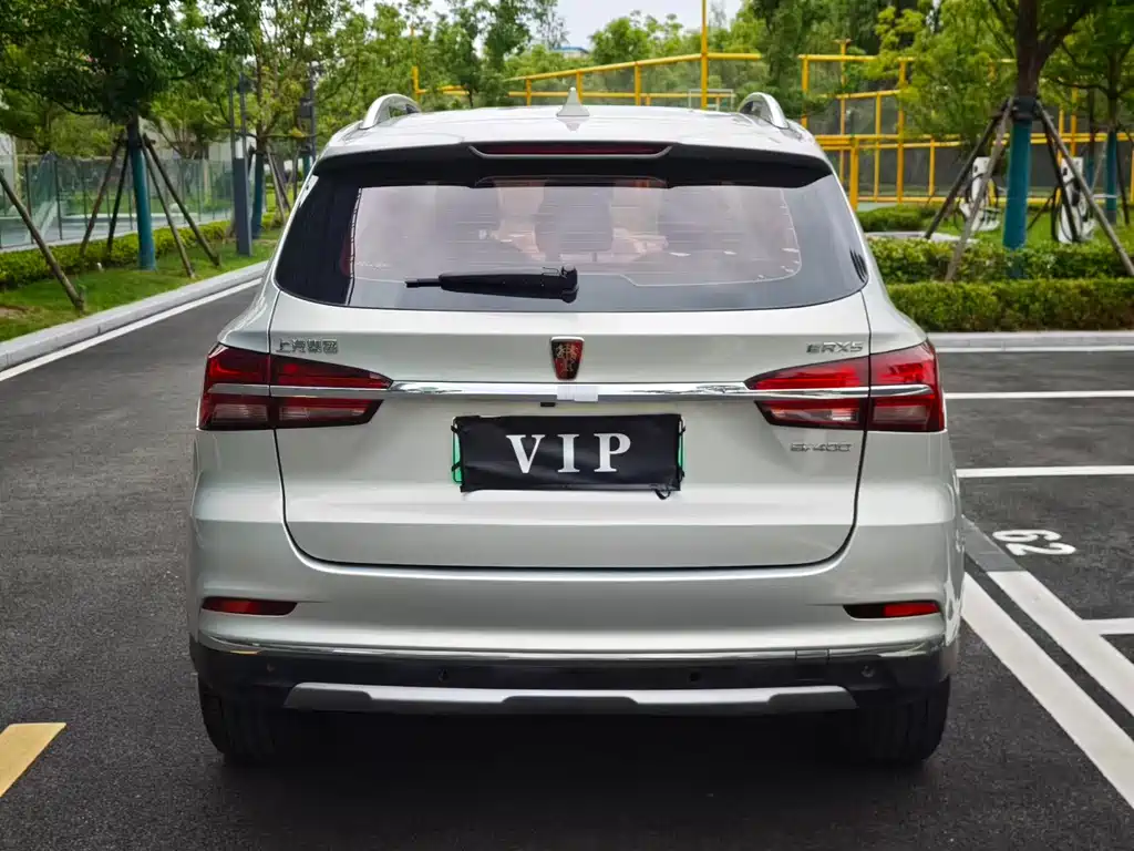 Roewe RX5 New Energy 2018 — фото 10